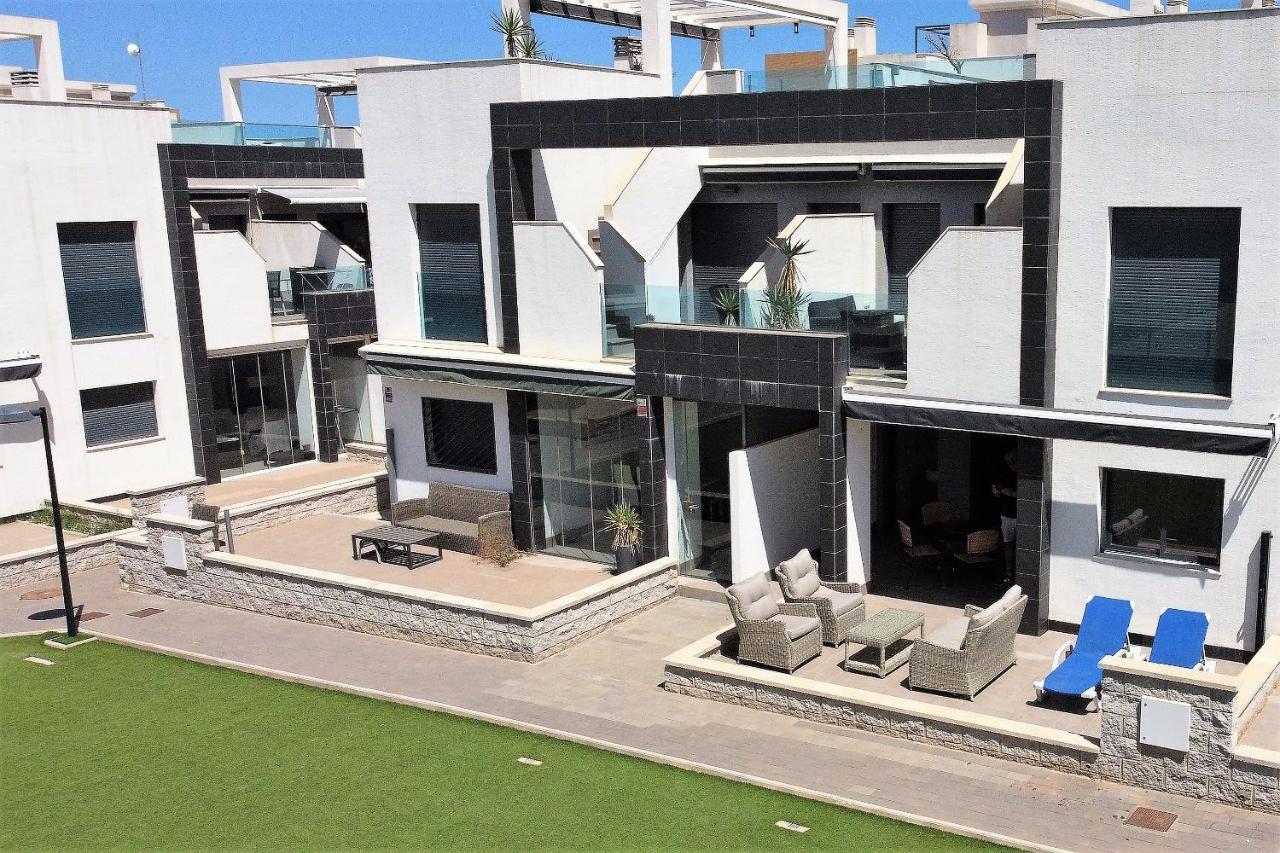 Oasis Beach Rubi Orihuela Exterior foto
