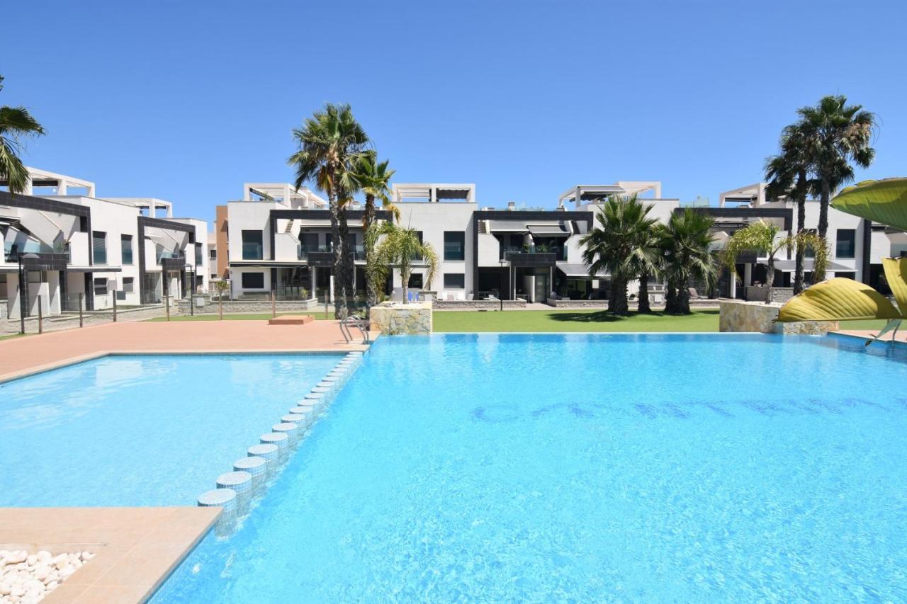 Oasis Beach Rubi Orihuela Exterior foto